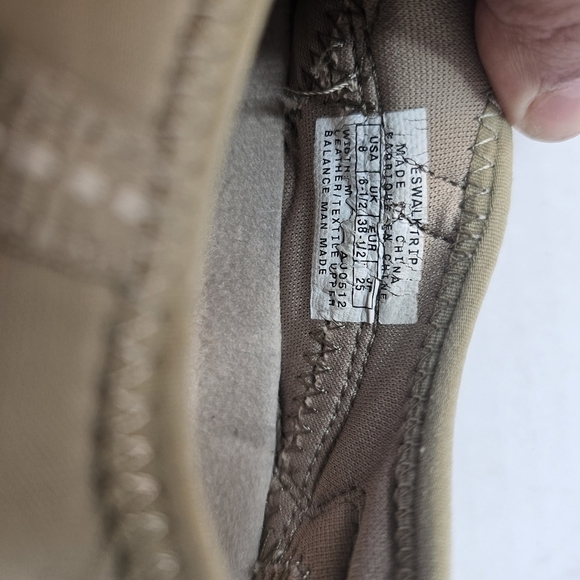 EASY Spirit Eswalktrip Slip-On Comfortable tan  sz 8 - Picture 7 of 8